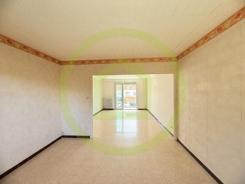 Maison - 92 m² - 5 pièces