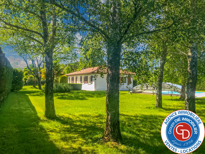 Maison - 120 m² - 6 pièces