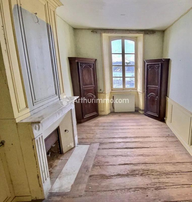 Maison - 308 m² - 10 pièces