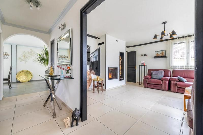 Maison - 190 m² - 7 pièces