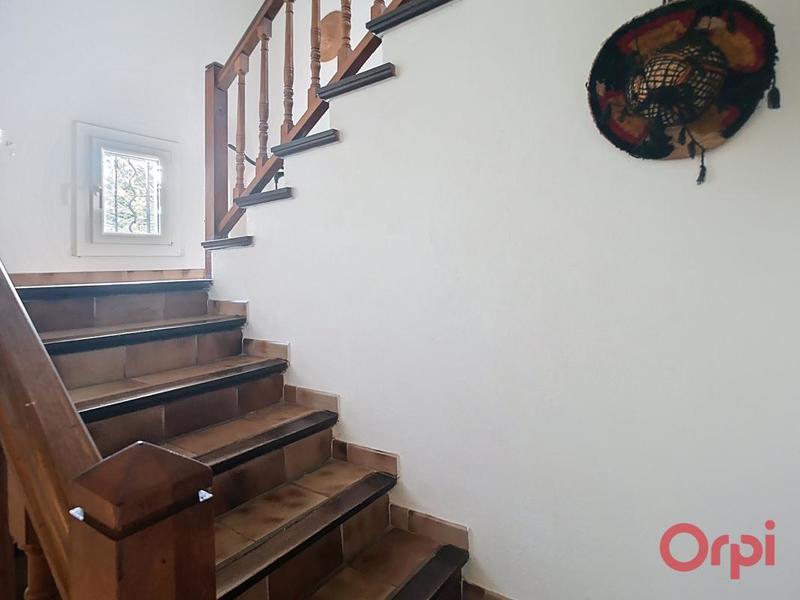 Maison - 295 m² - 12 pièces