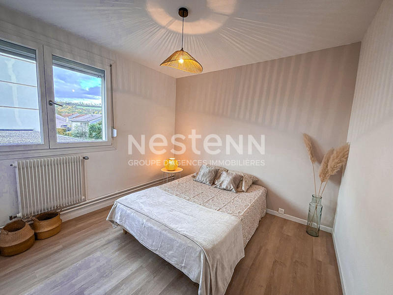 Appartement - 93 m² - 5 pièces