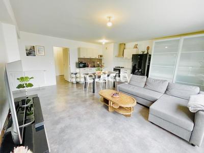 Appartement - 80 m² - 4 pièces