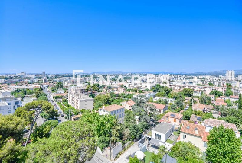 Appartement - 75 m² - 3 pièces