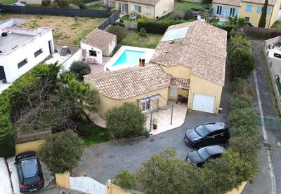 Villa - 146 m² - 6 pièces