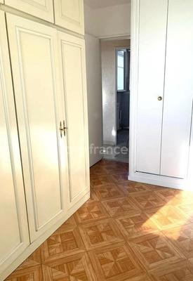Appartement - 86 m² - 4 pièces