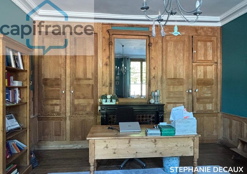 Maison - 315 m² - 13 pièces