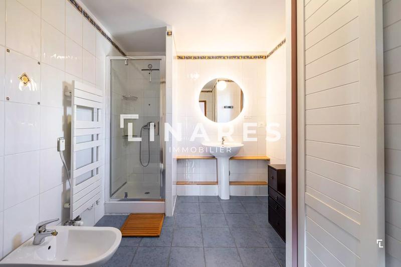 Maison - 162 m² - 6 pièces