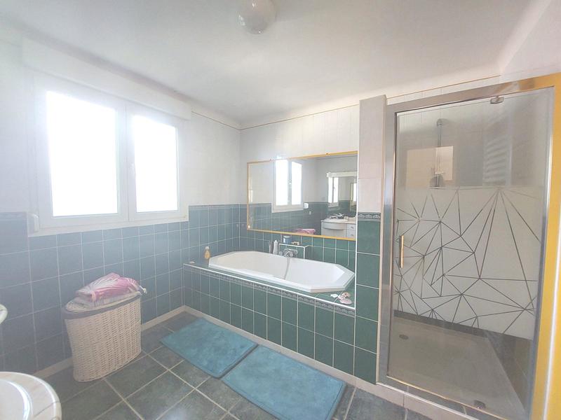 Maison - 89 m² - 5 pièces