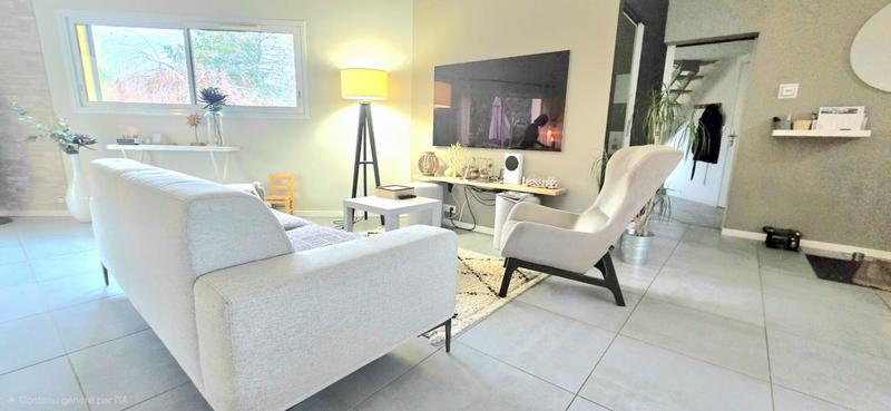 Maison - 200 m² - 5 pièces