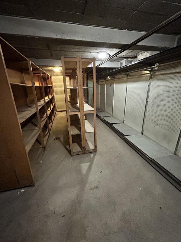 Local commercial - 207 m²