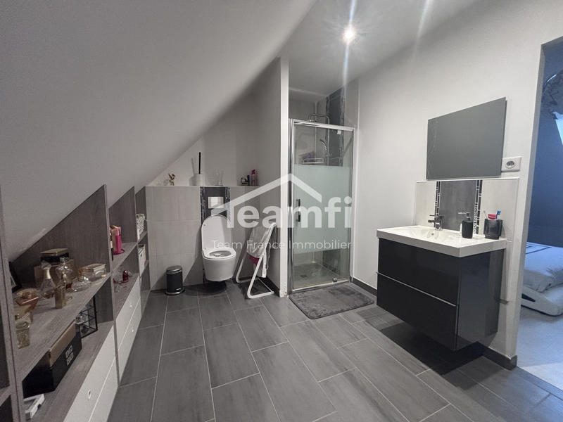 Maison contemporaine - 176 m² - 6 pièces