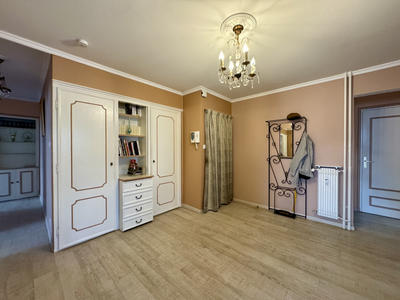 Appartement - 101 m² - 6 pièces