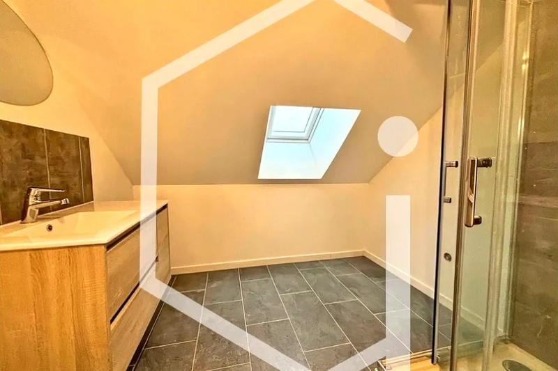 Maison - 70 m² - 3 pièces