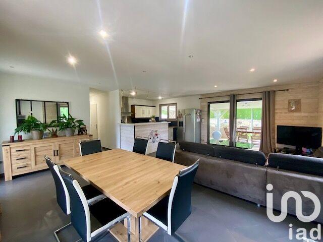 Maison - 114 m² - 4 pièces