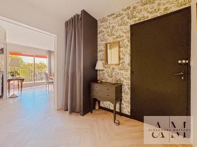 Appartement - 89 m² - 5 pièces