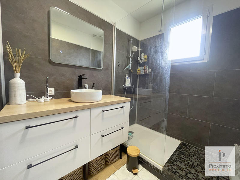 Maison - 83 m² - 3 pièces