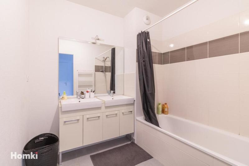 Appartement - 65 m² - 3 pièces