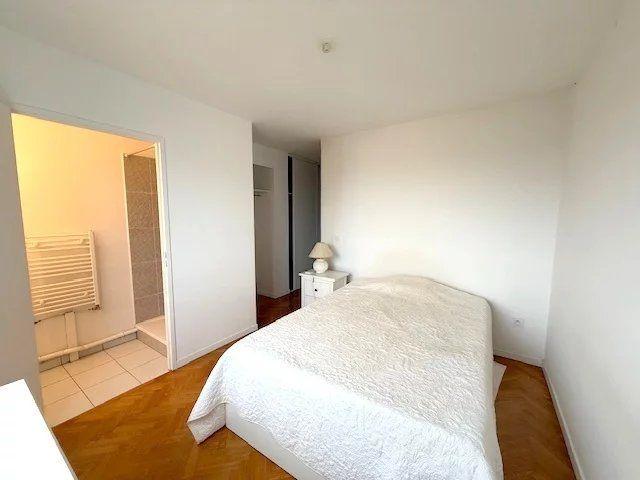 Appartement - 86 m² - 5 pièces