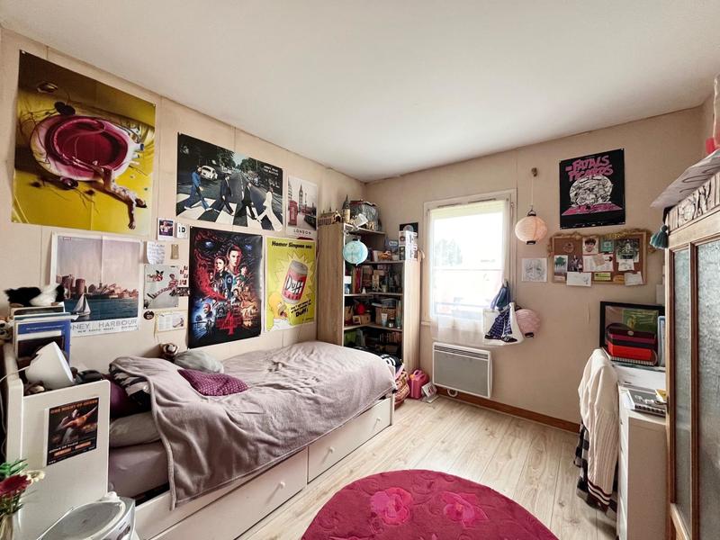 Appartement - 99 m² - 6 pièces