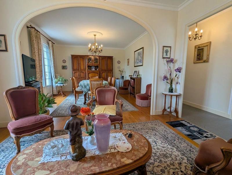 Maison - 138 m² - 5 pièces