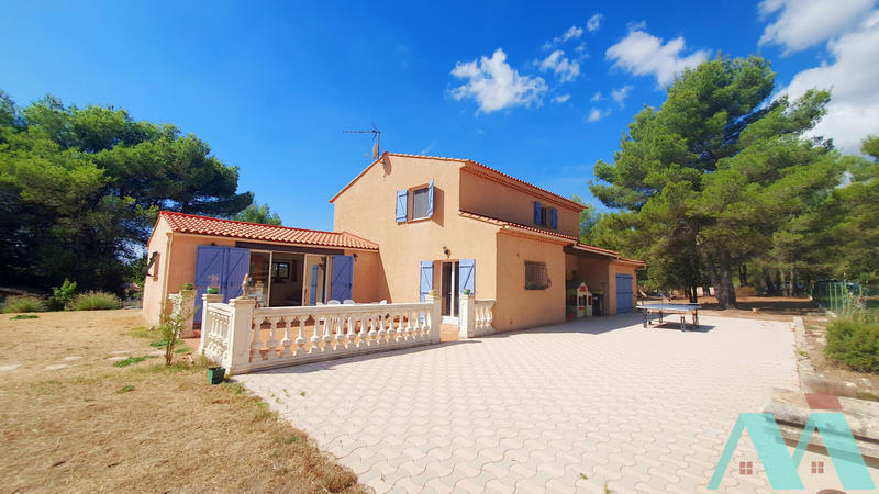 Maison - 170 m² - 6 pièces