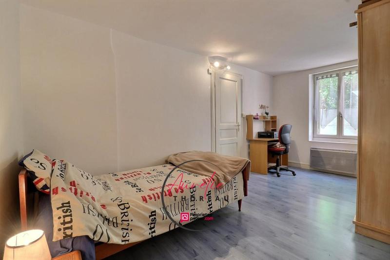 Maison - 86 m² - 5 pièces