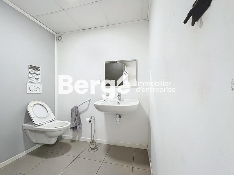 Local commercial - 121 m²