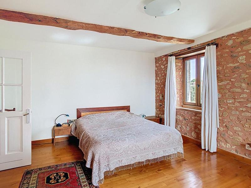 Maison - 440 m² - 13 pièces