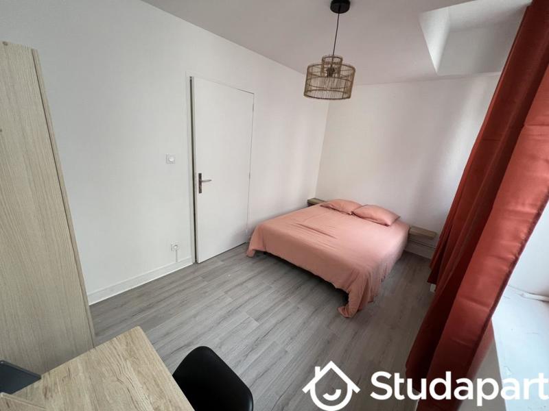 Chambre - 28 m² - 1 pièce