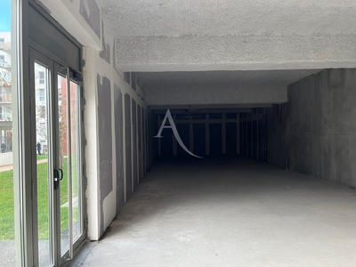 Local commercial - 123 m²