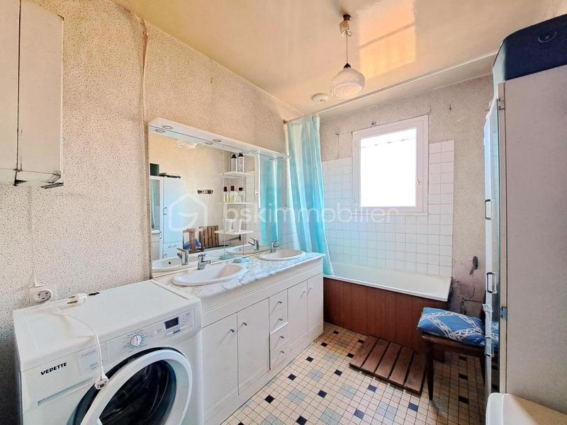 Pavillon - 136 m² - 7 pièces