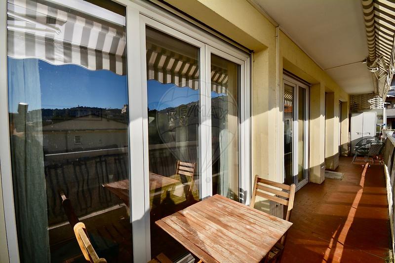 Appartement - 49 m² - 2 pièces