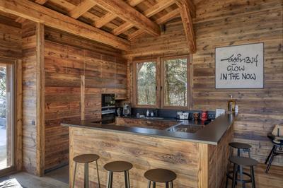 Châlet - 439 m² - 9 pièces