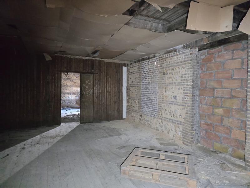 Maison - 170 m² - 1 pièce