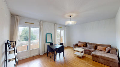 Appartement - 92 m² - 4 pièces