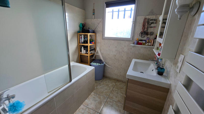 Maison - 114 m² - 6 pièces