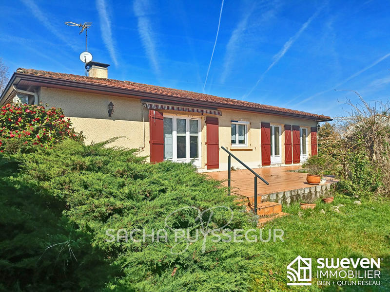 Maison traditionnelle - 98 m² - 4 pièces