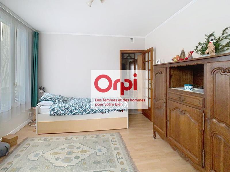 Studio - 25 m² - 1 pièce