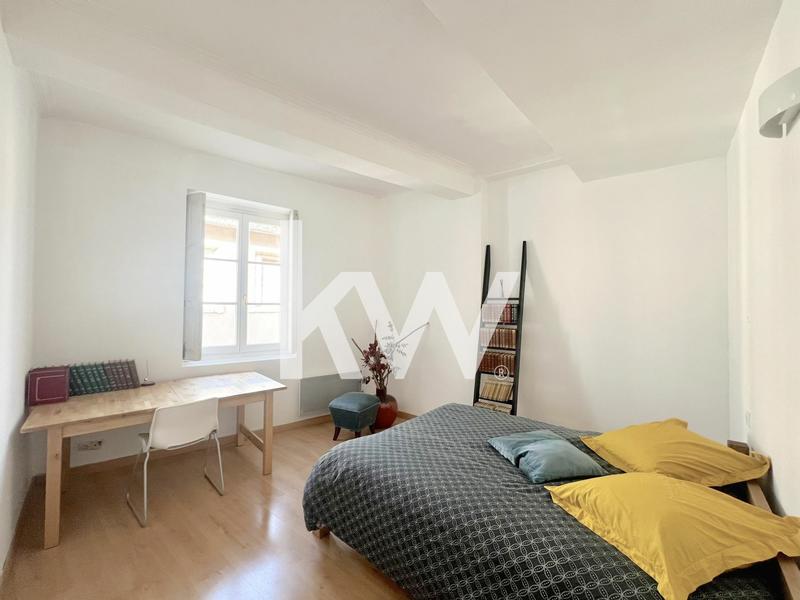 Appartement - 110 m² - 4 pièces