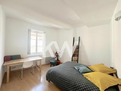 Appartement - 110 m² - 4 pièces