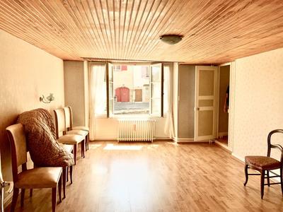 Maison - 170 m² - 7 pièces