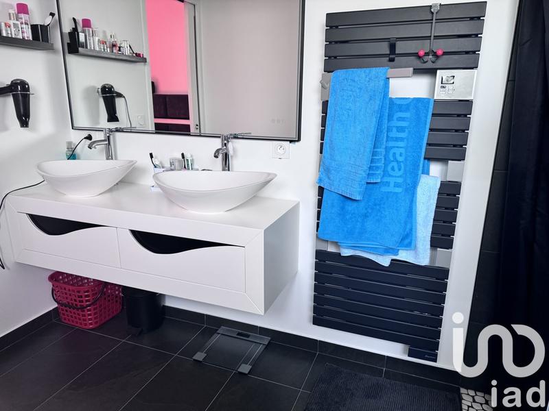 Maison de maîtres - 140 m² - 4 pièces