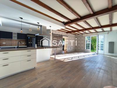 Maison - 85 m² - 3 pièces