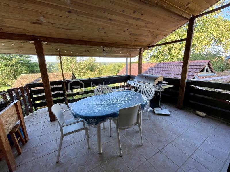 Maison - 320 m² - 13 pièces