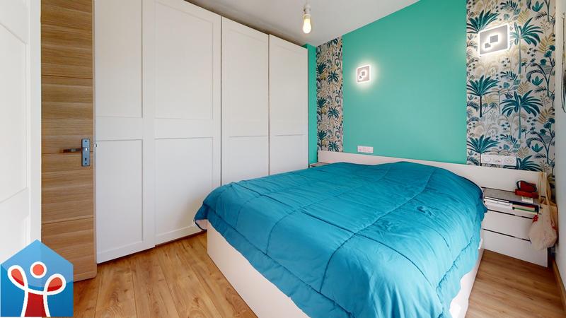 Maison - 102 m² - 5 pièces