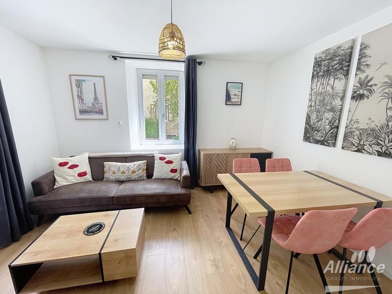 Immeuble - 305 m² - 15 pièces