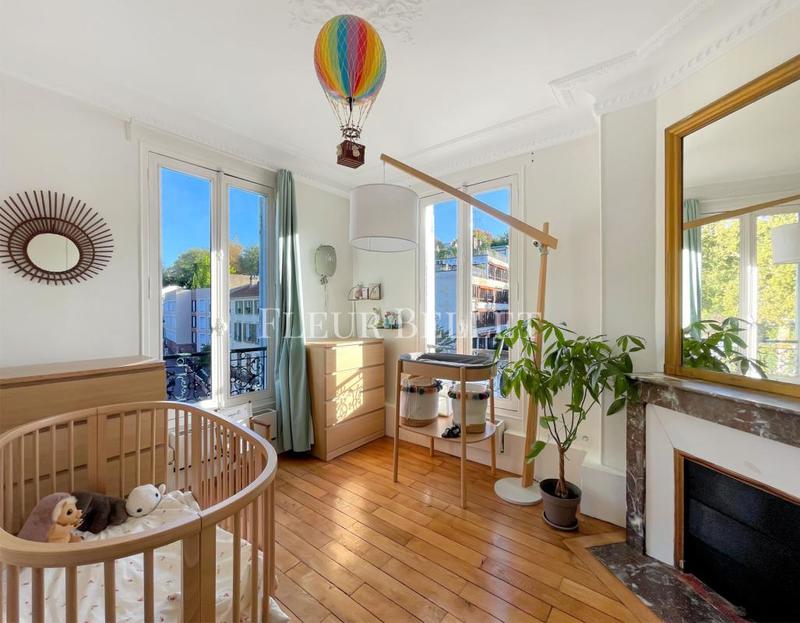 Appartement - 80 m² - 4 pièces