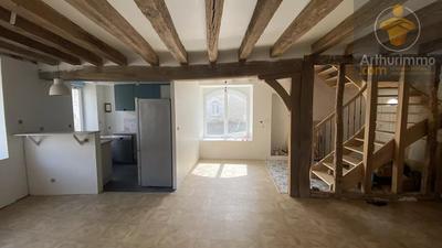 Maison - 250 m² - 8 pièces