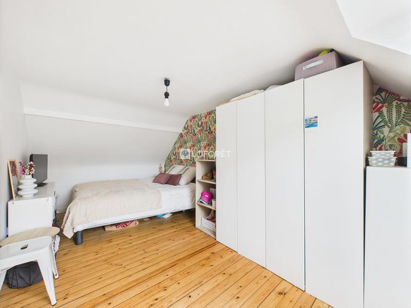 Maison - 147 m² - 6 pièces